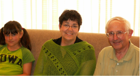 Mercedes Bern-Klug and her daughter with Dr. Martin Tracy