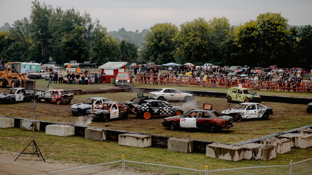 photo of a demolition derby by Harrison Haines
